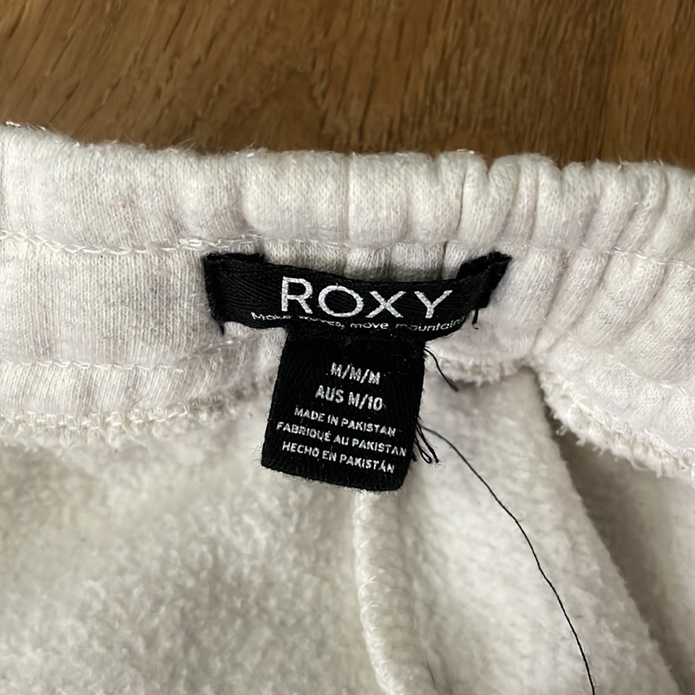 Roxy Ivory Joggers, side button pockets, drawstring waist, comfy soft loose fit - Picture 3 of 7